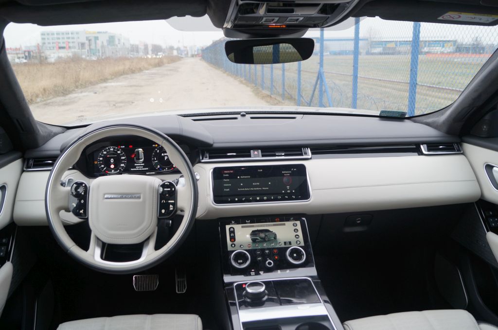Land Rover Range Rover Velar HSE D300 R-Dynamic First Edition – I ładny, i mądry…
