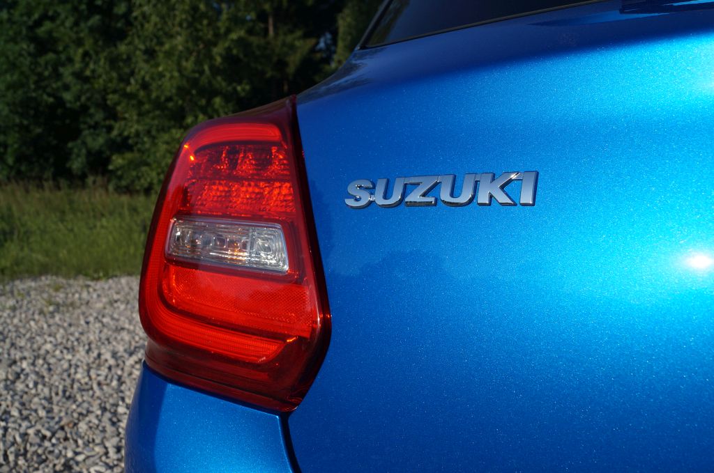 Suzuki Swift 1.0 BoosterJet SHVC 111 KM – Lepsza strona hybrydy