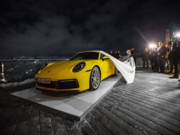 Nowe Porsche 911 w Alpach
