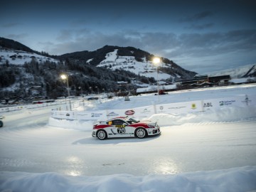 Nowe Porsche 911 w Alpach