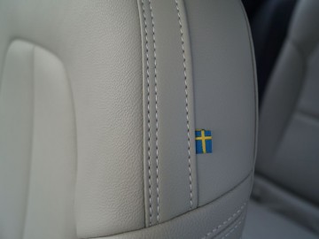 Volvo XC40 Momentum T3 FWD - Szwedzka oryginalność