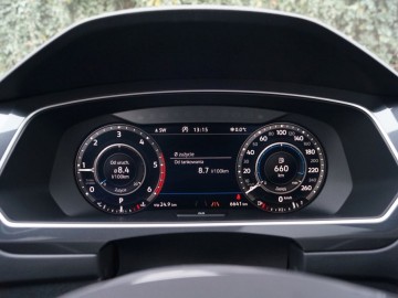 VW Tiguan Allspace 2,0 TDI BlueMotion R-Line DSG - Piwo i wurst