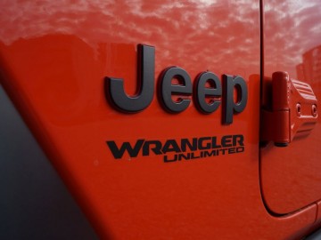 Jeep Wrangler Rubicon 2,2 MultiJet– Legenda...