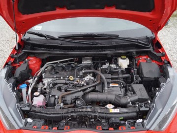 Toyota Yaris 1,5 Hybrid Dynamic Force e-CVT – Krok przed konkurencją...
