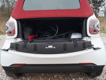 Smart ForTwo Cabrio 17 kWh 83 KM AT – No ale po co?