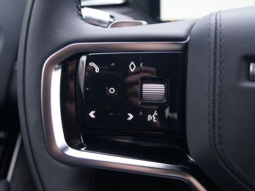 Range Rover Velar P400 R-Dynamic 400 KM – Udane połączenie sportu i luksusu?
