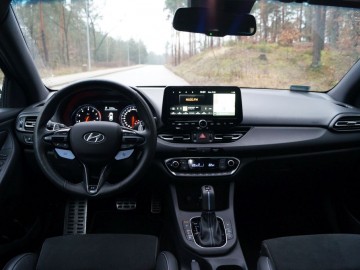 Hyundai i30 N Preformance Fastback 2.0 T-GDI 8DCT 280 KM – Rodzinny sportowiec