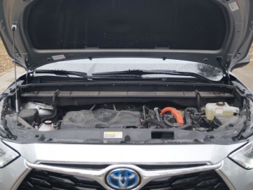 Toyota Highlander 2.5 Hybrid Dynamic Force 248 KM AWD-i e-CVT Executive – Tego jeszcze nie było...