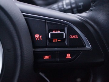 Suzuki Swift 1.2 DualJet mild Hybrid 2WD CVT Premium &ndash; Udana propozycja