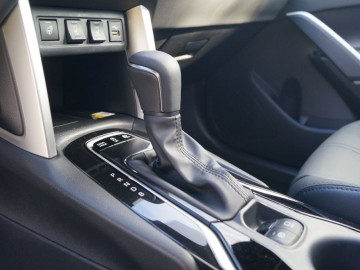 Toyota Corolla Cross iAWD e-CVT 197 KM &ndash; Jakość i praktyczność nie rzucająca się w oczy