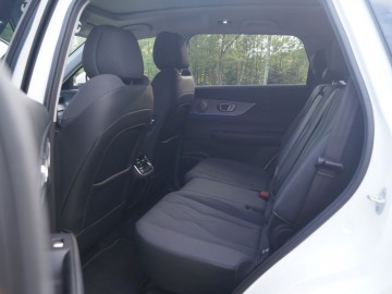 Chery Tiggo 8 PHEV Prestige - Bardzo dużo za niewiele