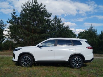 Chery Tiggo 8 PHEV Prestige - Bardzo dużo za niewiele