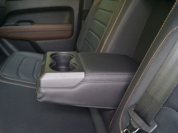 Volkswagen Amarok PanAmericana V6 3.0 TDI 240 KM - Do zadań specjalnych