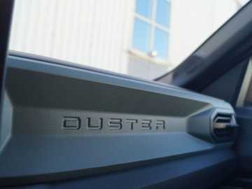 Dacia Duster Hybrid 140 KM 4x2 Extreme - Zaskakująca pod wieloma względami