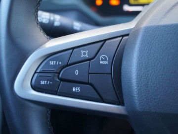 Dacia Duster Hybrid 140 KM 4x2 Extreme - Zaskakująca pod wieloma względami