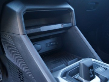 Dacia Duster Hybrid 140 KM 4x2 Extreme - Zaskakująca pod wieloma względami