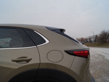 Mazda CX-30 E-SKYACTIV-X AWD Takumi 2,0 186 KM - Jedno z ostatnich takich rozwiązań