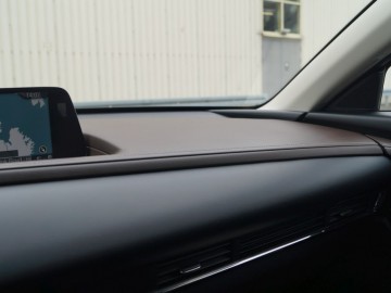 Mazda CX-30 E-SKYACTIV-X AWD Takumi 2,0 186 KM - Jedno z ostatnich takich rozwiązań