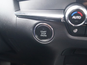 Mazda CX-30 E-SKYACTIV-X AWD Takumi 2,0 186 KM - Jedno z ostatnich takich rozwiązań