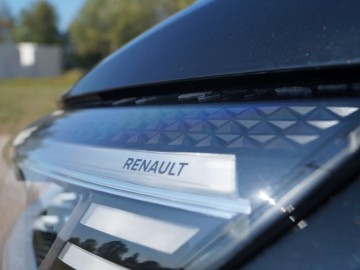 Renault Megane GrandCoupe Techno 1.5 dCi 115 KM EDC &ndash; Ostatni Mohikanin