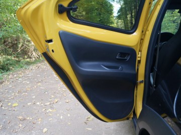 Toyota Aygo X Hybrid Style GR Sport 1.5 e-CVT 116 KM &ndash; Miejska pszcz&oacute;łka