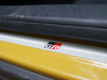 Toyota Aygo X Hybrid Style GR Sport 1.5 e-CVT 116 KM &ndash; Miejska pszcz&oacute;łka