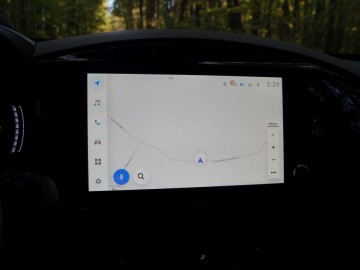 Toyota Aygo X Hybrid Style GR Sport 1.5 e-CVT 116 KM &ndash; Miejska pszcz&oacute;łka