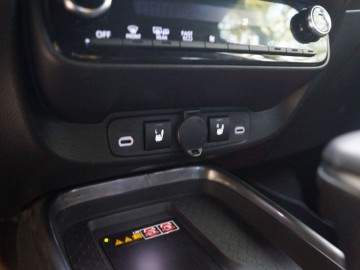 Toyota Aygo X Hybrid Style GR Sport 1.5 e-CVT 116 KM &ndash; Miejska pszcz&oacute;łka