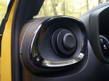 Toyota Aygo X Hybrid Style GR Sport 1.5 e-CVT 116 KM &ndash; Miejska pszcz&oacute;łka