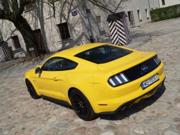 Ford Mustang GT - Prawdziwy brutal
