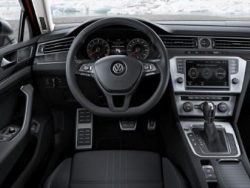 VW Passat Alltrack -  Kombi na bezdroża