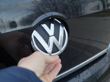 Volkswagen Passat 2.0 TDI Highline - Zaskakująco oszczędny