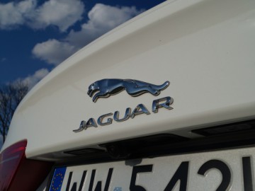 Jaguar XE 2.0 T R-Sport - Rywal dla Niemców?