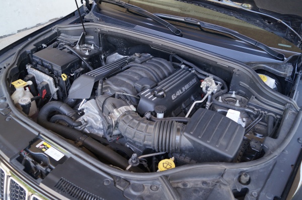 Jeep Grand Cherokee STR8 - Kochajmy V8, tak szybko odchodzi...