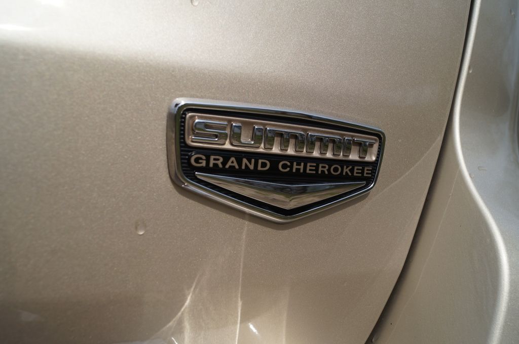 Jeep Grand Cherokee Overland Summit 3.0 CRD - Komfortowo i off-roadowo