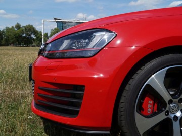 Volkswagen Golf GTI 2,0 TSI 220 KM – dyskretny atleta