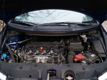 Honda Civic 1.8 i-VTEC Sport – Niekontrowersyjna