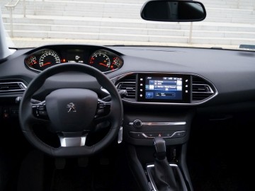 Peugeot 308 1.2 PureTech Active – Lepsza strona downsizingu