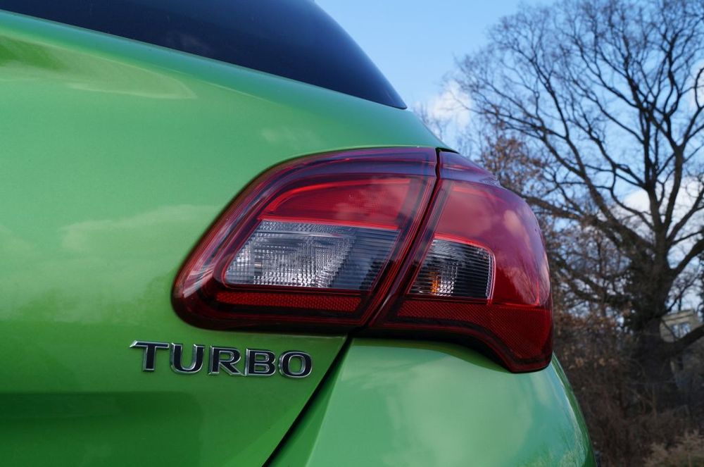 Opel Corsa 1.0 Turbo Color Edition – Uniwersalna?