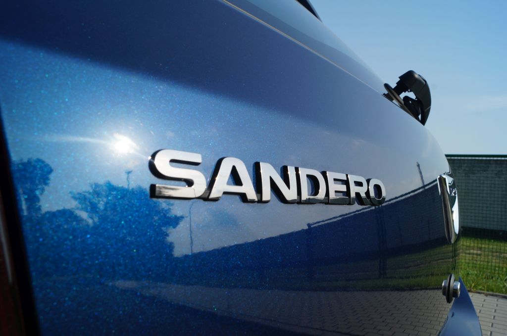 Dacia Sandero 1,2 SCE Laureate 73 KM – Dobrze, a nawet lepiej…