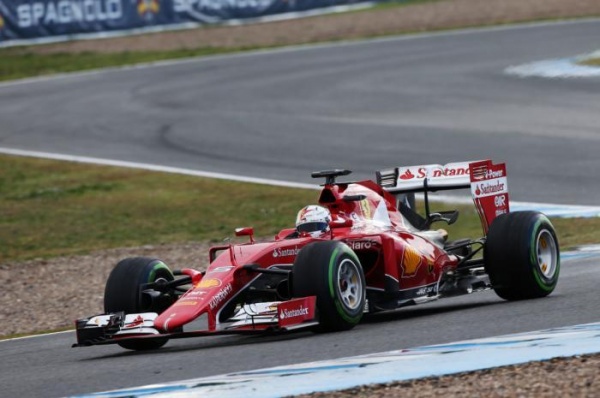 Vettel musi wygrać z Raikkonenem – mówi Coulthard