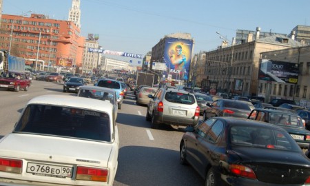 Rosyjski rynek motoryzacyjny z problemami