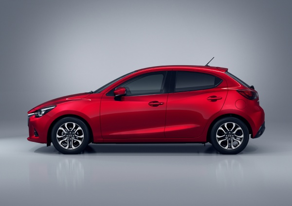 Nowa Mazda2 z cenami