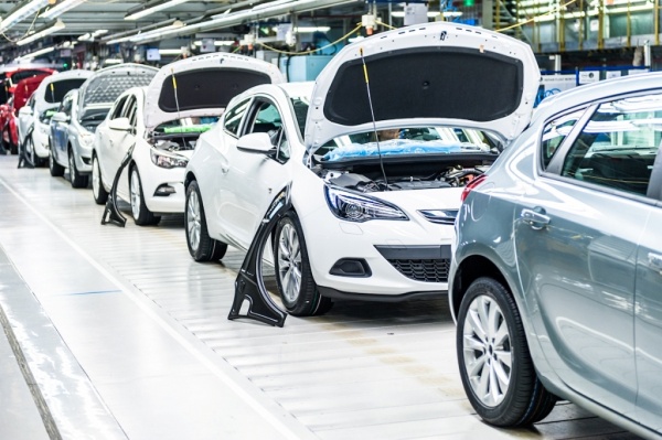 Opel zwiększy zatrudnienie w Gliwicach