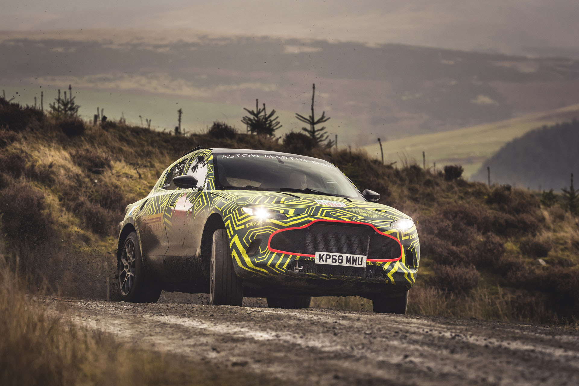 Aston Martin DBX – Czas na SUV-a