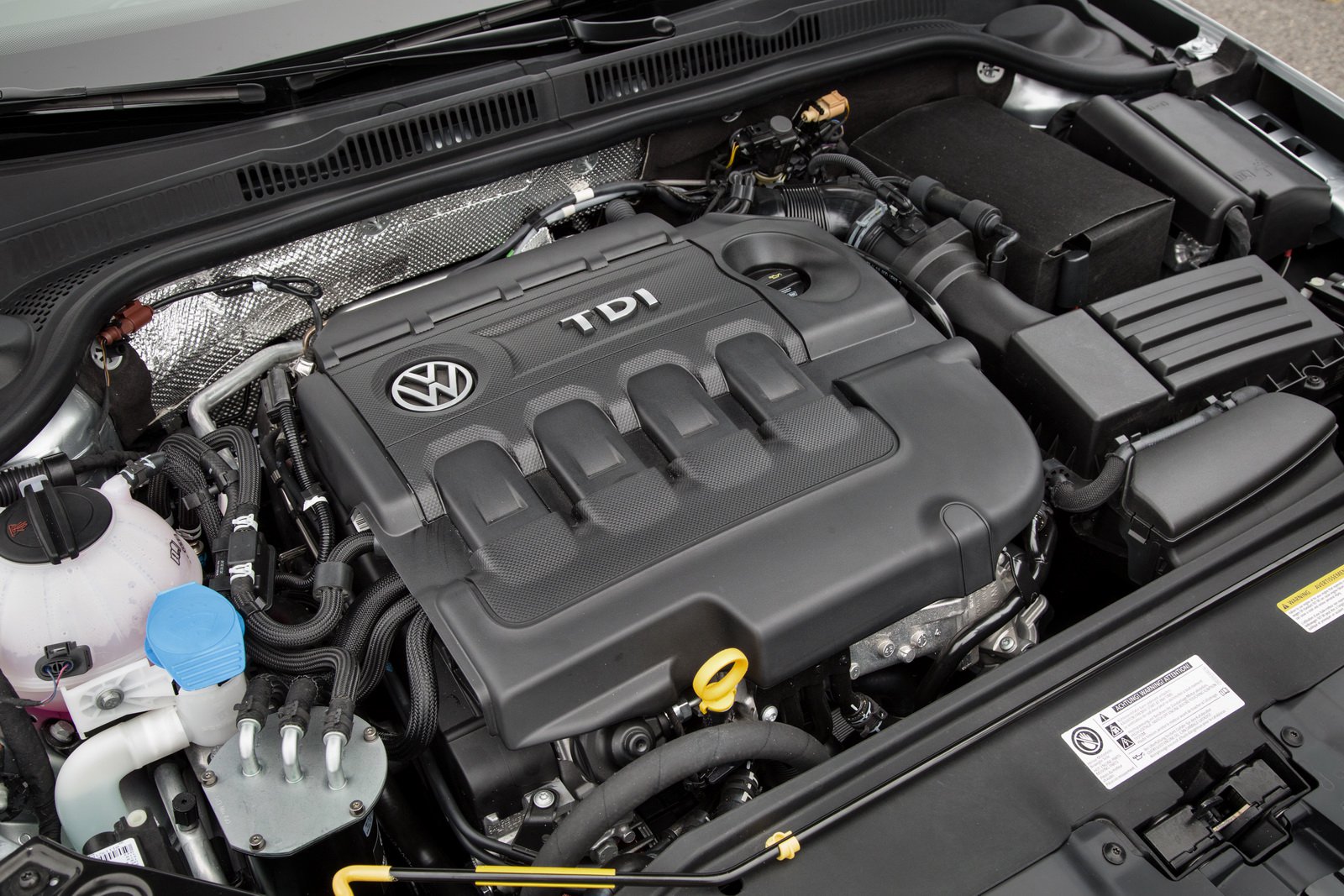 VW w Niemczech sprzedał w 2018 r. więcej aut z silnikiem Diesla