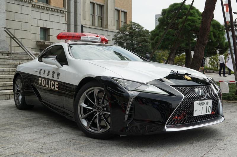 Lexus LC na służbie w japońskiej policji