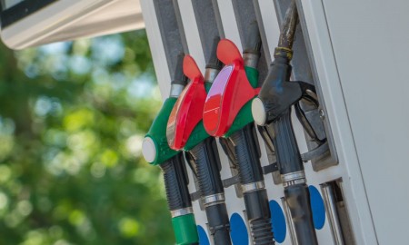 Majówka 2023 – ceny paliw i produktów na stacjach