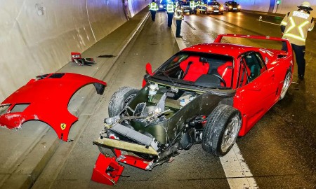  Ferrari F40 wartości ponad 3 mln dol. rozbite