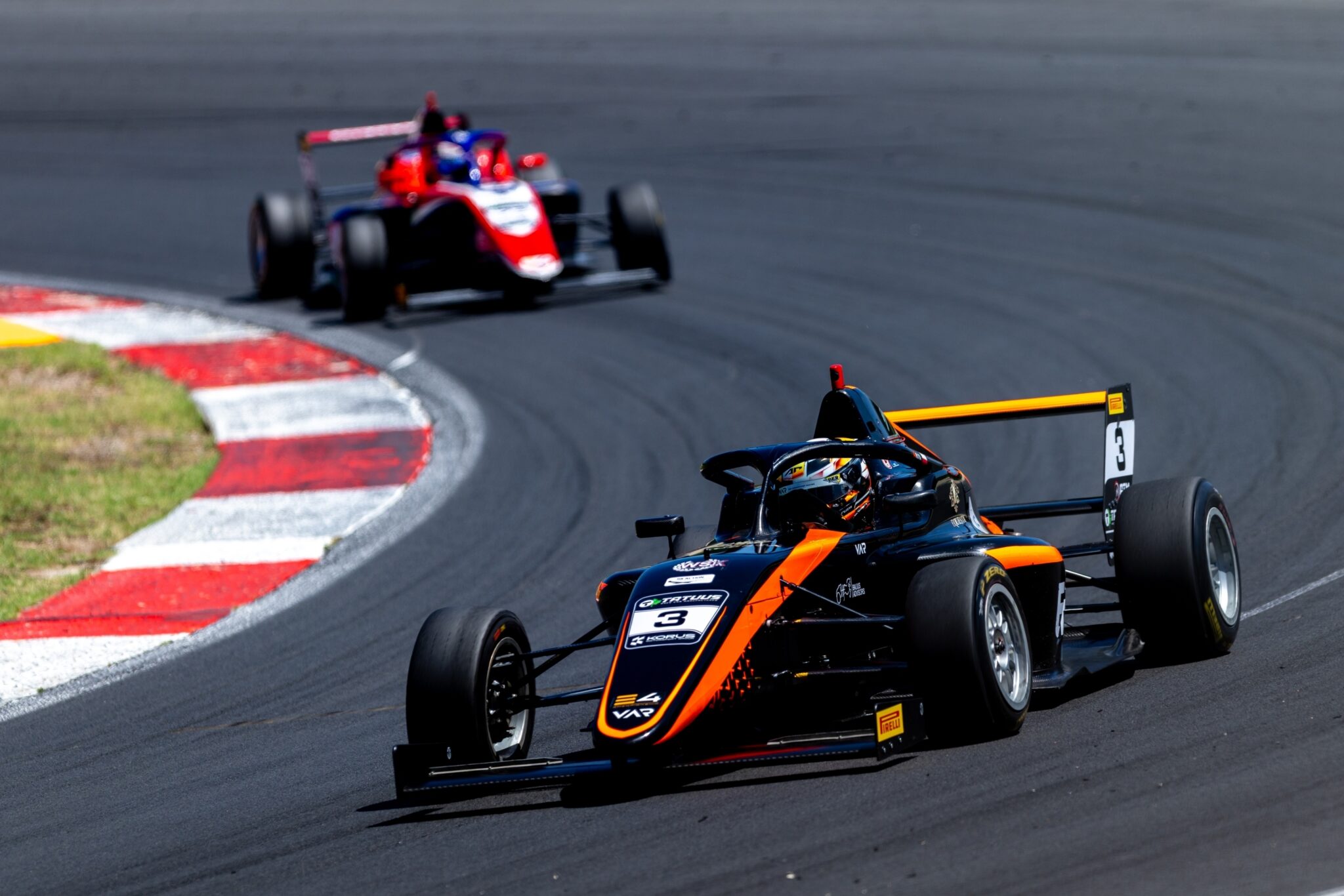 Aleksander Ruta rozpoczyna sezon europejskiej Formuły 4